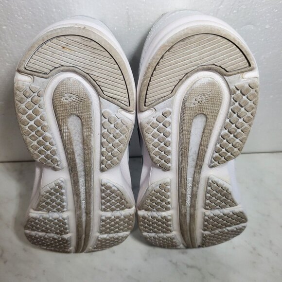 New Balance 411 ComfortRide Cush+ Womens Size 9 US Sneakers Shoes White - Picture 9 of 10